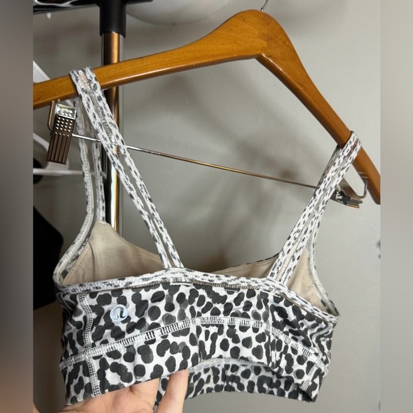 Lululemon Straight Up Bra Ace Spot White Black/Dottie Dash | EUC!!🖤 - Picture 8 of 9